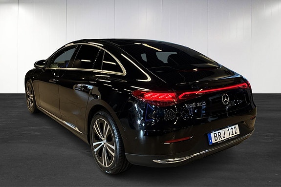 Mercedes-Benz EQE300 4 of 22