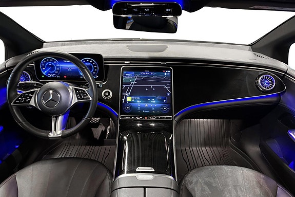 Mercedes-Benz EQE300 10 of 22