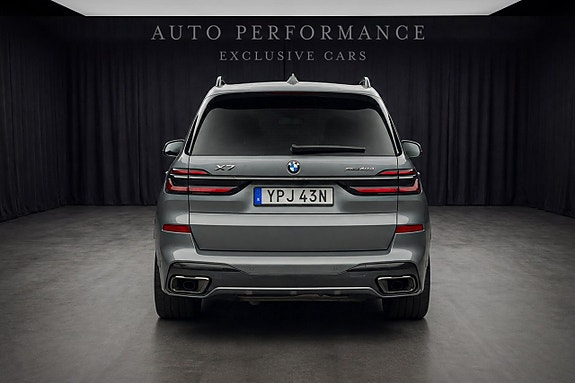BMW X7 5 of 12