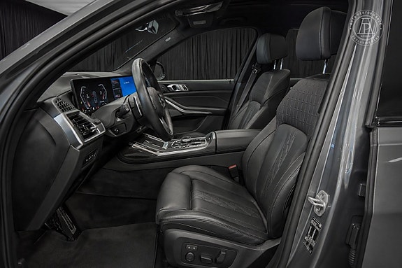 BMW X7 6 of 12