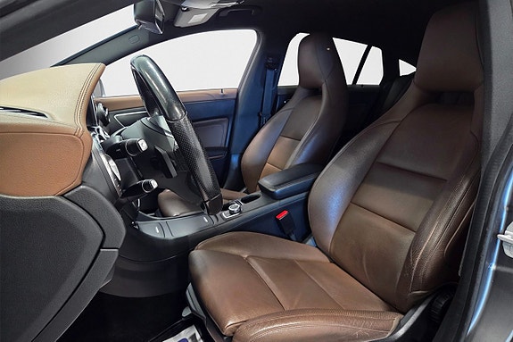 Mercedes-Benz CLA220 d 9 of 21