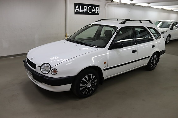 Toyota Corolla 2 of 21