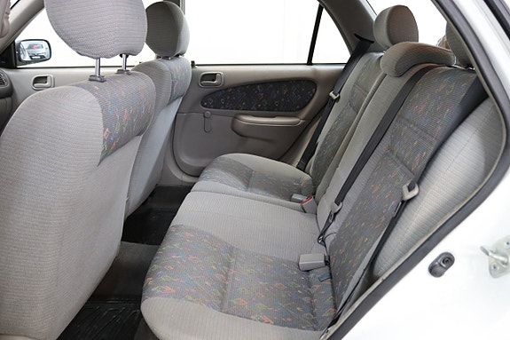 Toyota Corolla 14 of 21