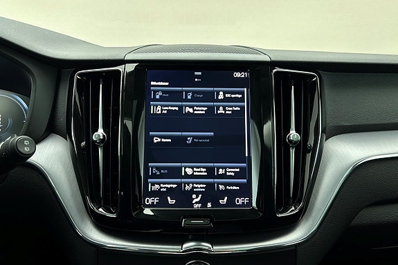 Volvo XC60 23 of 29