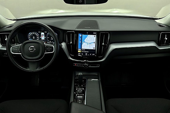Volvo XC60 6 of 29