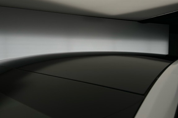 Tesla Model Y 19 of 27