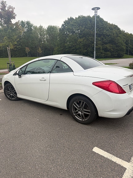 Peugeot 308 3 of 15