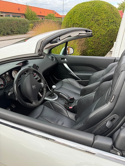 Peugeot 308 13 of 15
