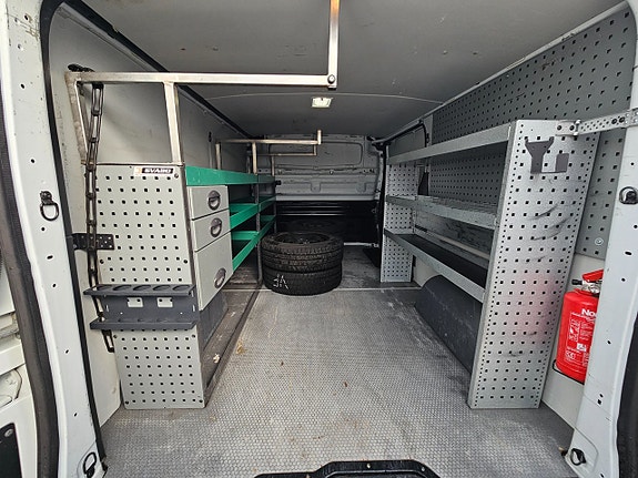 Renault Trafic 8 of 11