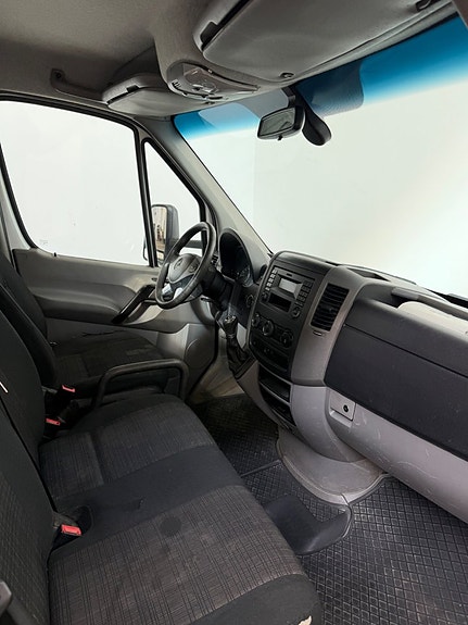 Mercedes-Benz Sprinter 211 12 of 12