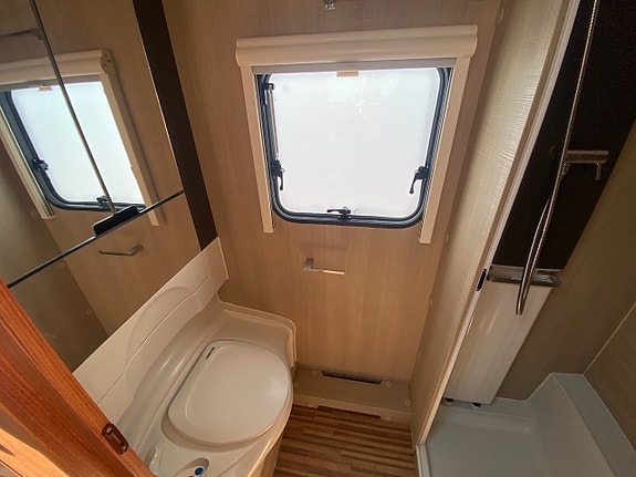 Adria Adora 563 PT 10 of 13