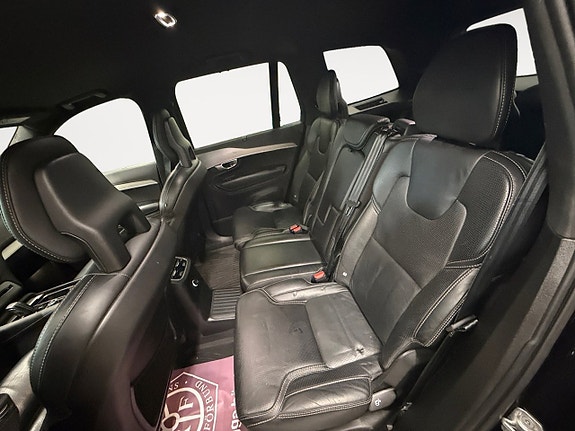 Volvo XC90 13 of 14