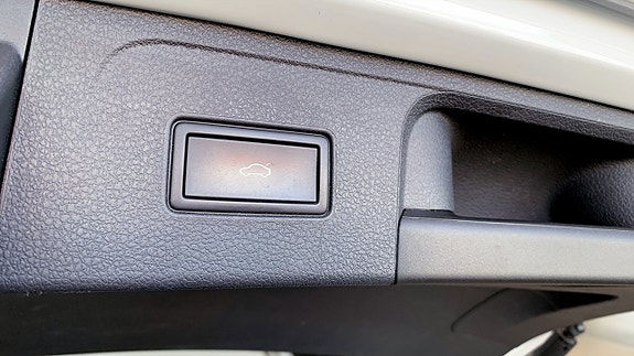Volkswagen Passat 14 of 18