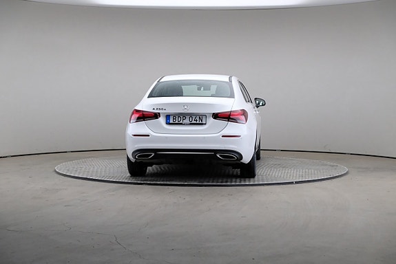 Mercedes-Benz A250 e 5 of 22