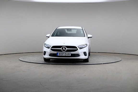 Mercedes-Benz A250 e 3 of 22