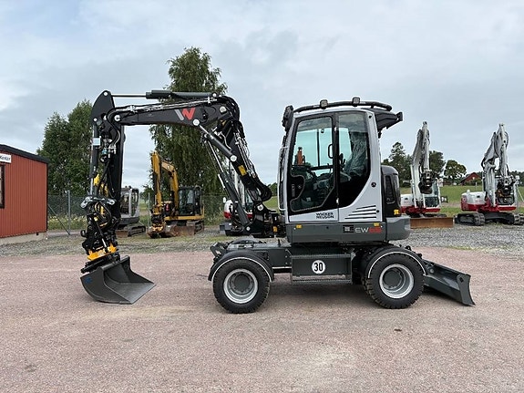 Wacker Neuson EW65 3 of 4