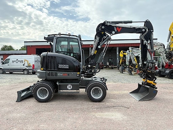 Wacker Neuson EW65 2 of 4