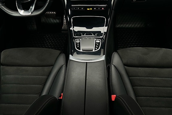 Mercedes-Benz GLC300 de 9 of 24