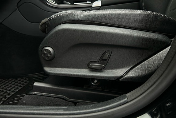 Mercedes-Benz GLC300 de 16 of 24