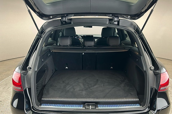 Mercedes-Benz GLC300 de 14 of 24