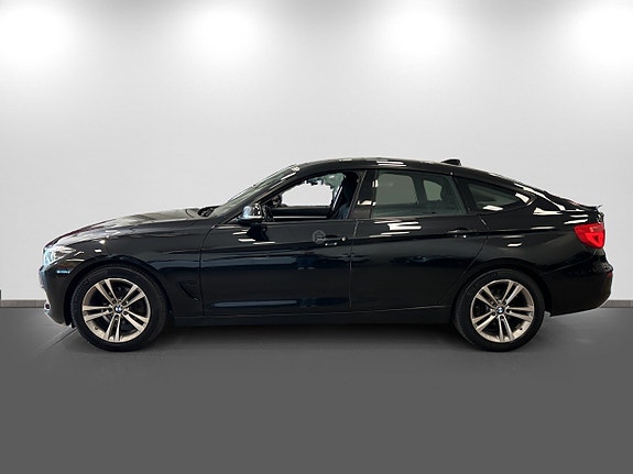 BMW 320d 4 of 23