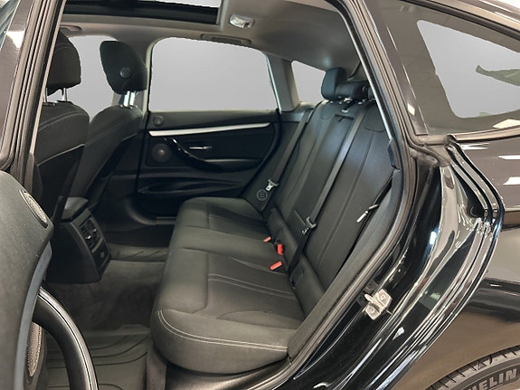 BMW 320d 10 of 23
