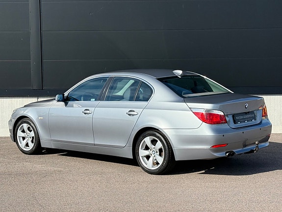 BMW 520i 12 of 22