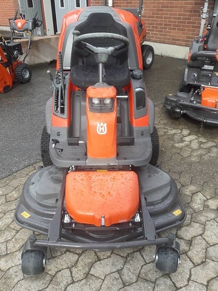 Husqvarna RC 320Ts AWD 2 of 6