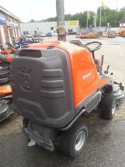 Husqvarna RC 320Ts AWD 4 of 6