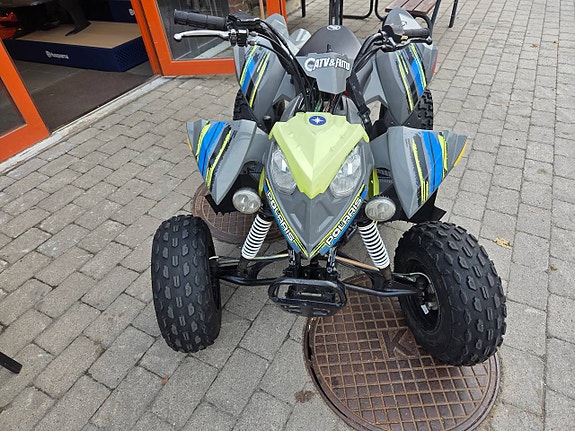 Polaris Outlaw 110 EFI -21 barnfyrhjuling 2 of 5