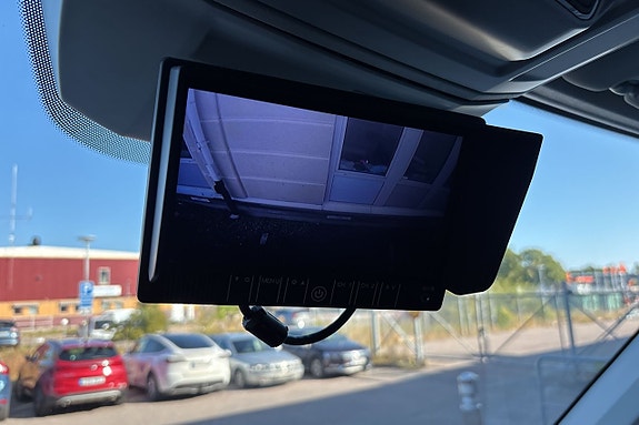 Volkswagen Crafter 17 of 22