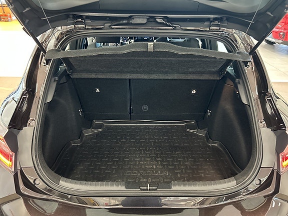 Toyota Corolla 7 of 18