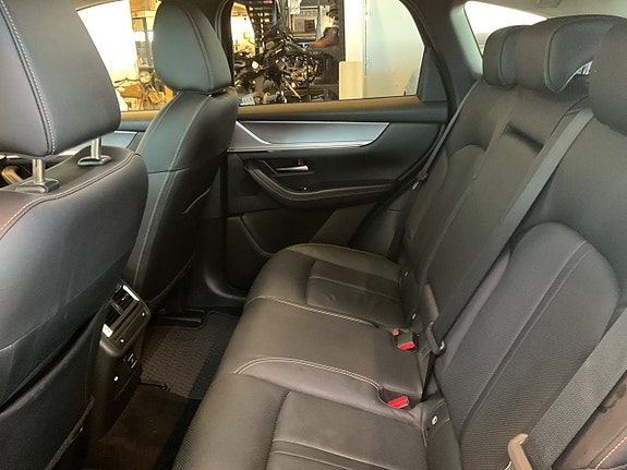 Mazda CX-60 13 of 15
