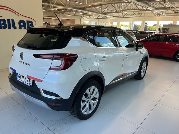 Renault Captur 4 of 9