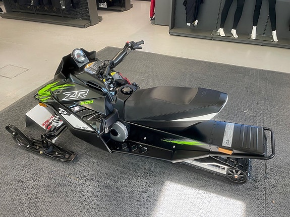 Arctic Cat ZR 200 ES 3 of 4