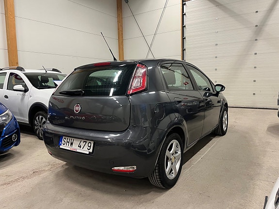Fiat Punto 4 of 13