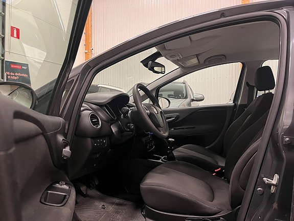 Fiat Punto 12 of 13