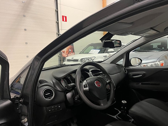 Fiat Punto 13 of 13