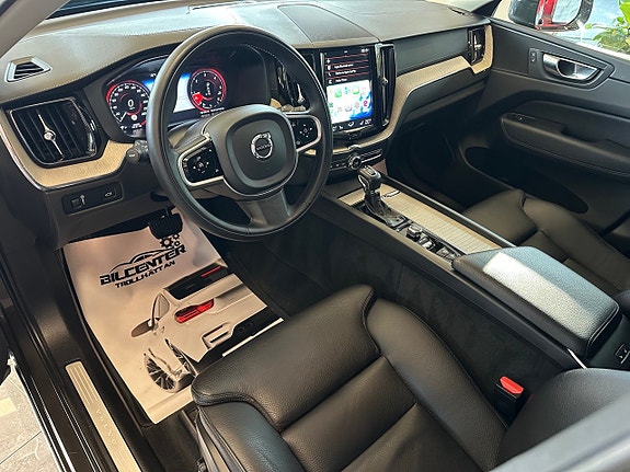 Volvo XC60 9 of 16