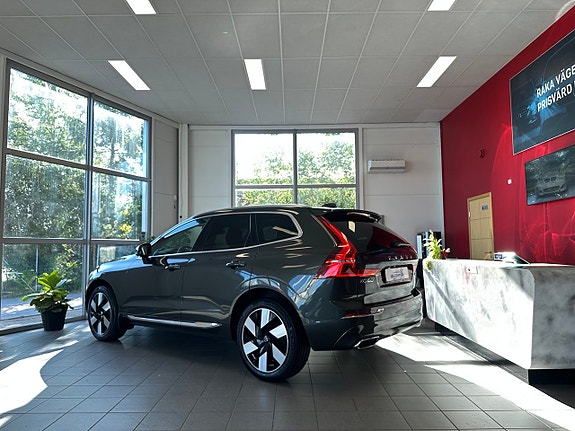 Volvo XC60 5 of 16