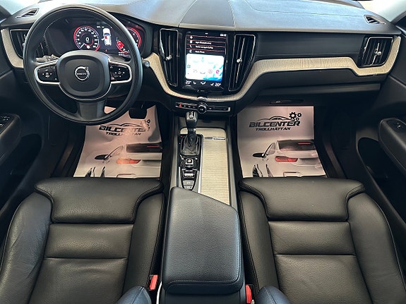 Volvo XC60 10 of 16