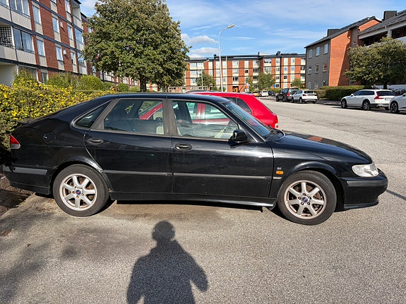 Saab 9-3 2 of 5