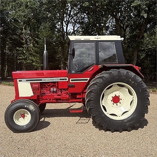 IH 955 2 of 30