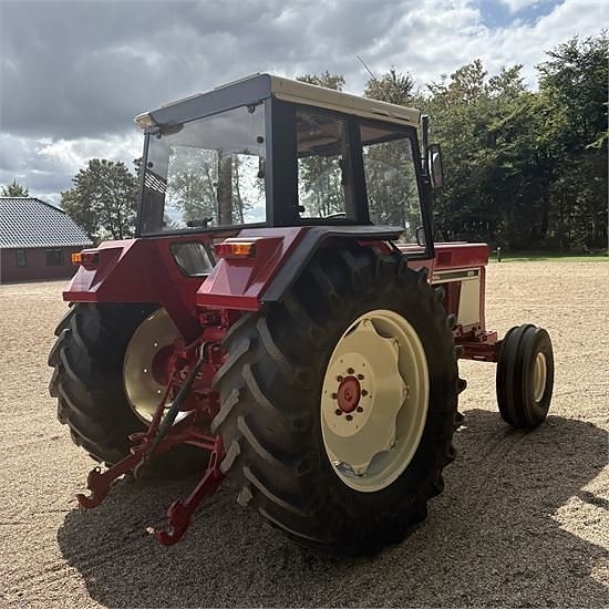 IH 955 5 of 30