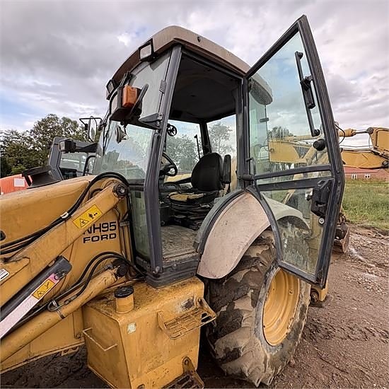 New Holland NH95 18 of 29