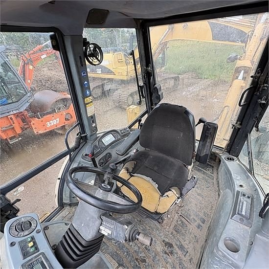 New Holland NH95 19 of 29