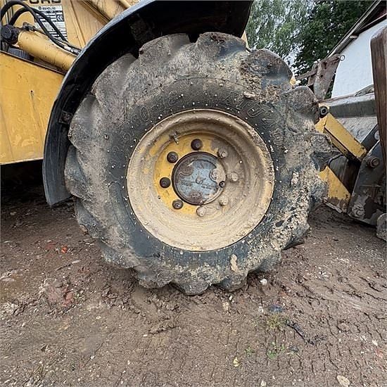 New Holland NH95 16 of 29