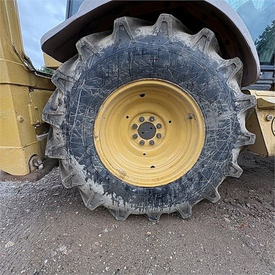 New Holland NH95 15 of 29