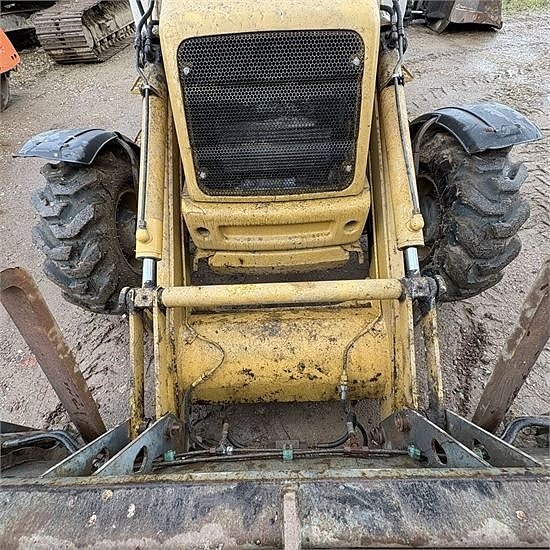 New Holland NH95 17 of 29