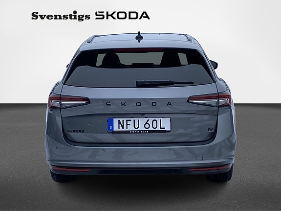 Skoda Superb 7 of 15